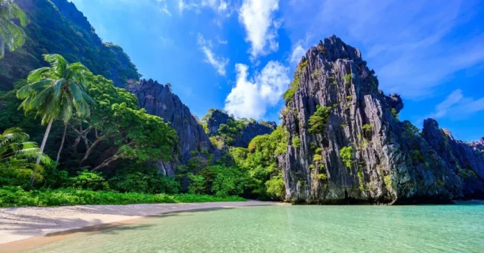 popular tourist spots in philippines with sacredspans.com